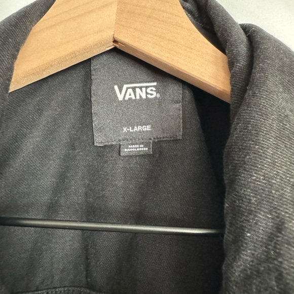 Vans Women’s Cropped Denim Jacket XL - Picture 4 of 4